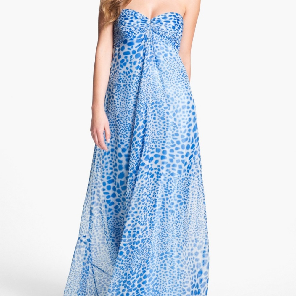 Maxi dress *Laundry by Shelli Segal Los Angeles